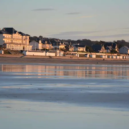 Rez-de-chaussee, Proche - Fr-1-361-575 Apartment Jullouville-les-Pins