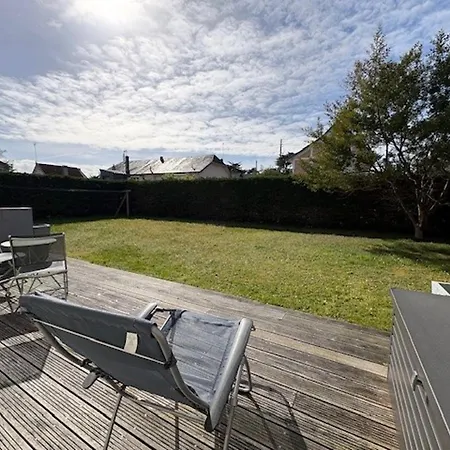 Rez-de-chaussee, Proche - Fr-1-361-575 Apartment *