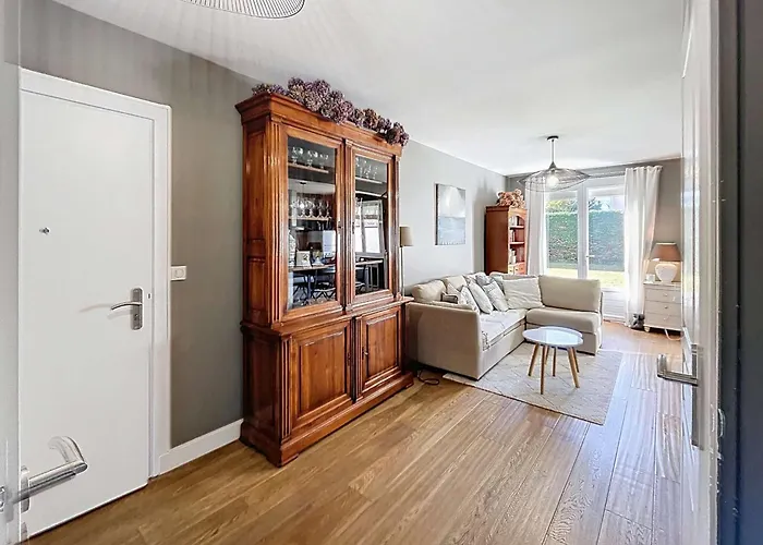 Rez-de-chaussee, Proche - Fr-1-361-575 Lägenhet Jullouville-les-Pins