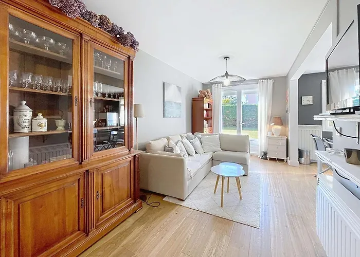 Rez-de-chaussee, Proche - Fr-1-361-575 Jullouville-les-Pins